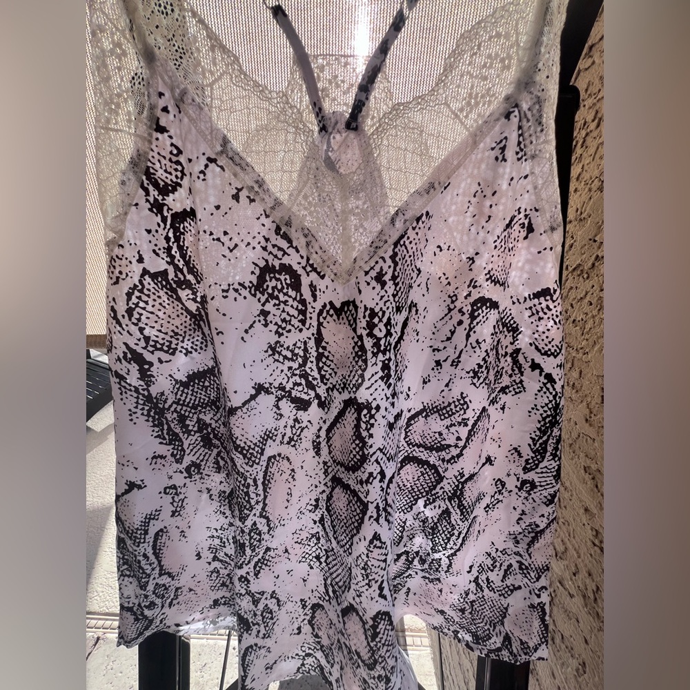 NWOT SZL Lace Trim Snake Print Cami Top White Grey Black
